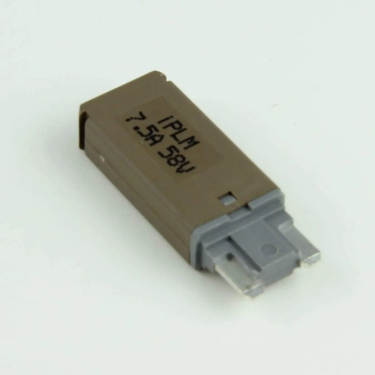 7.5 Amp Manual-Reset Low-Profile Mini/ATM Blade-Style Circuit Breakers (1 per pack)