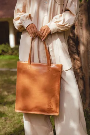 Lifestyle Leather Tote Bag by ELF